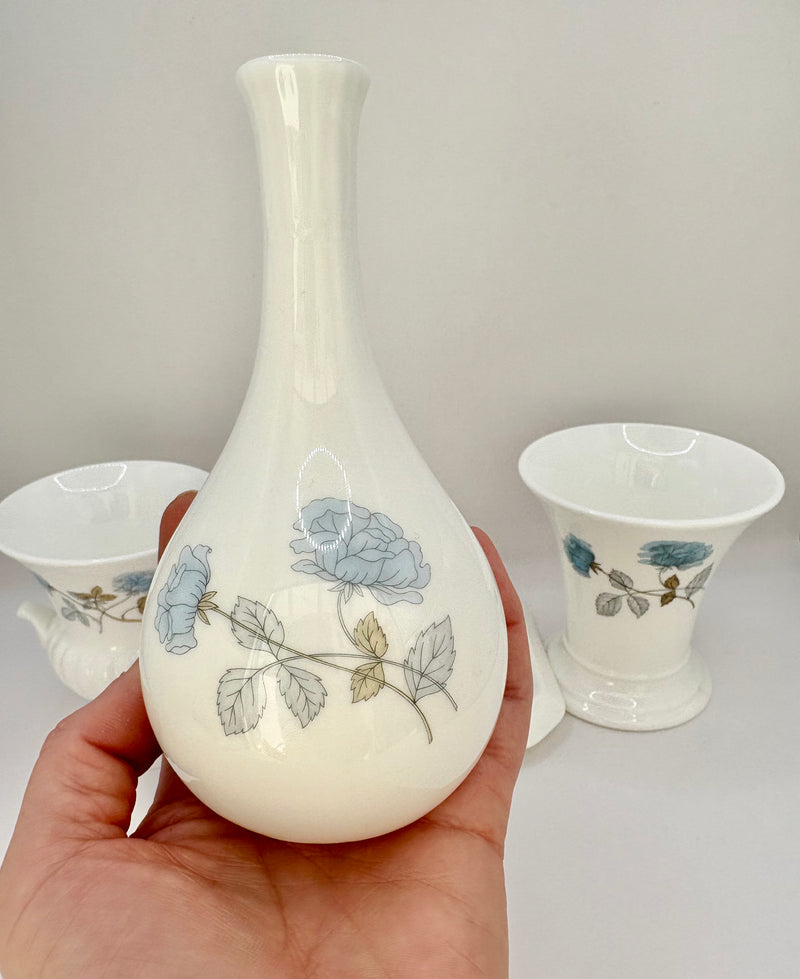 Bud vase