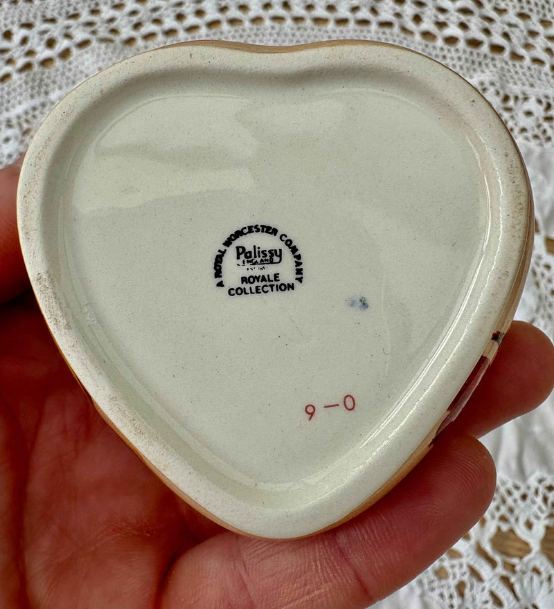 Royal Worcester Palissy Heart Trinket Box – Vintage Jewelry Holder