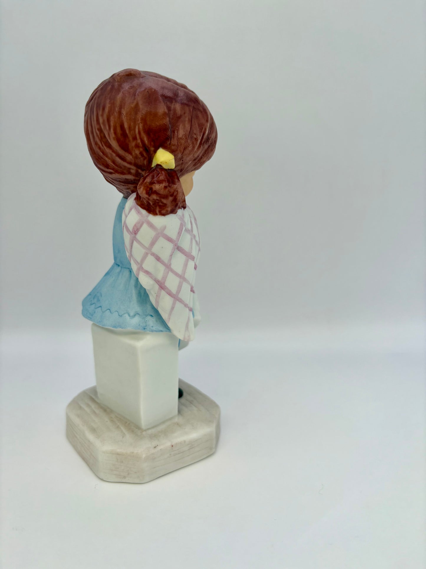 1970s Little Girl Figurine 3