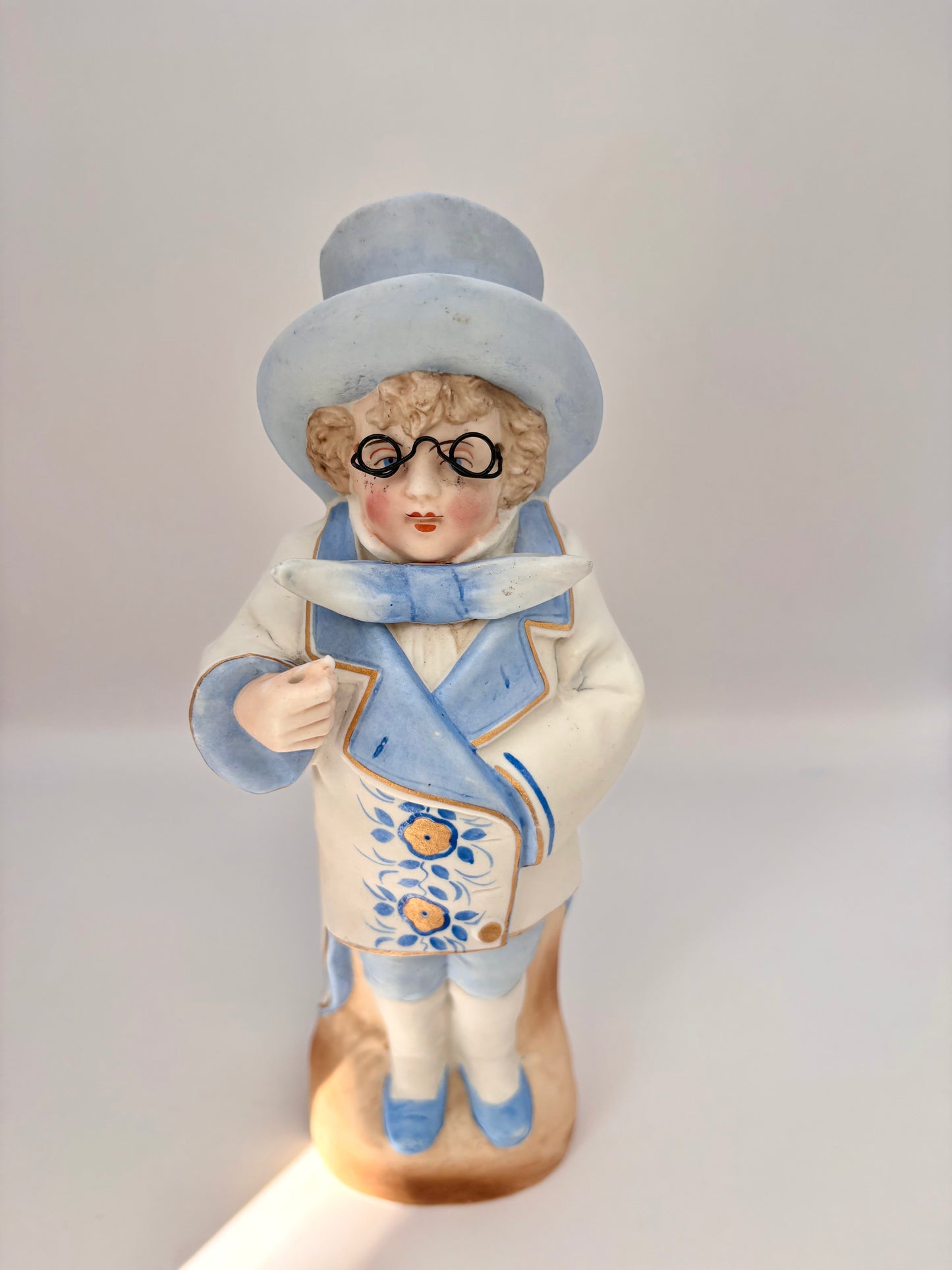 Pair of 2 antique German Bisque Figurines 6