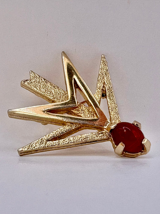 Vintage Spectrum Scotland brooch 1