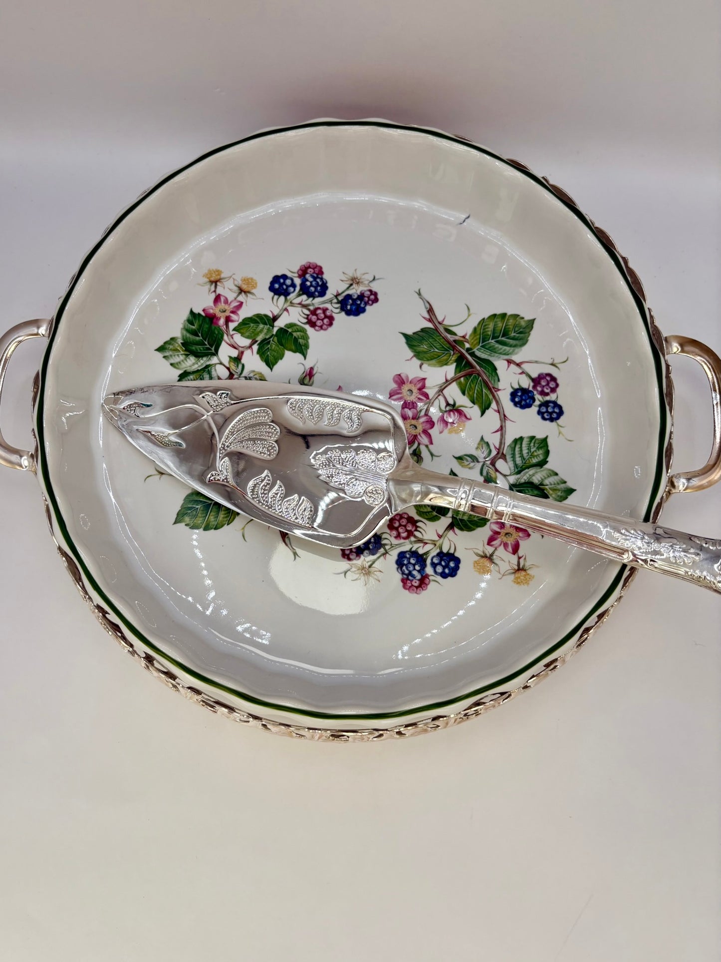Vintage H. Samuel ceramic flan dish with ornate silver-plated holder and serving spatula