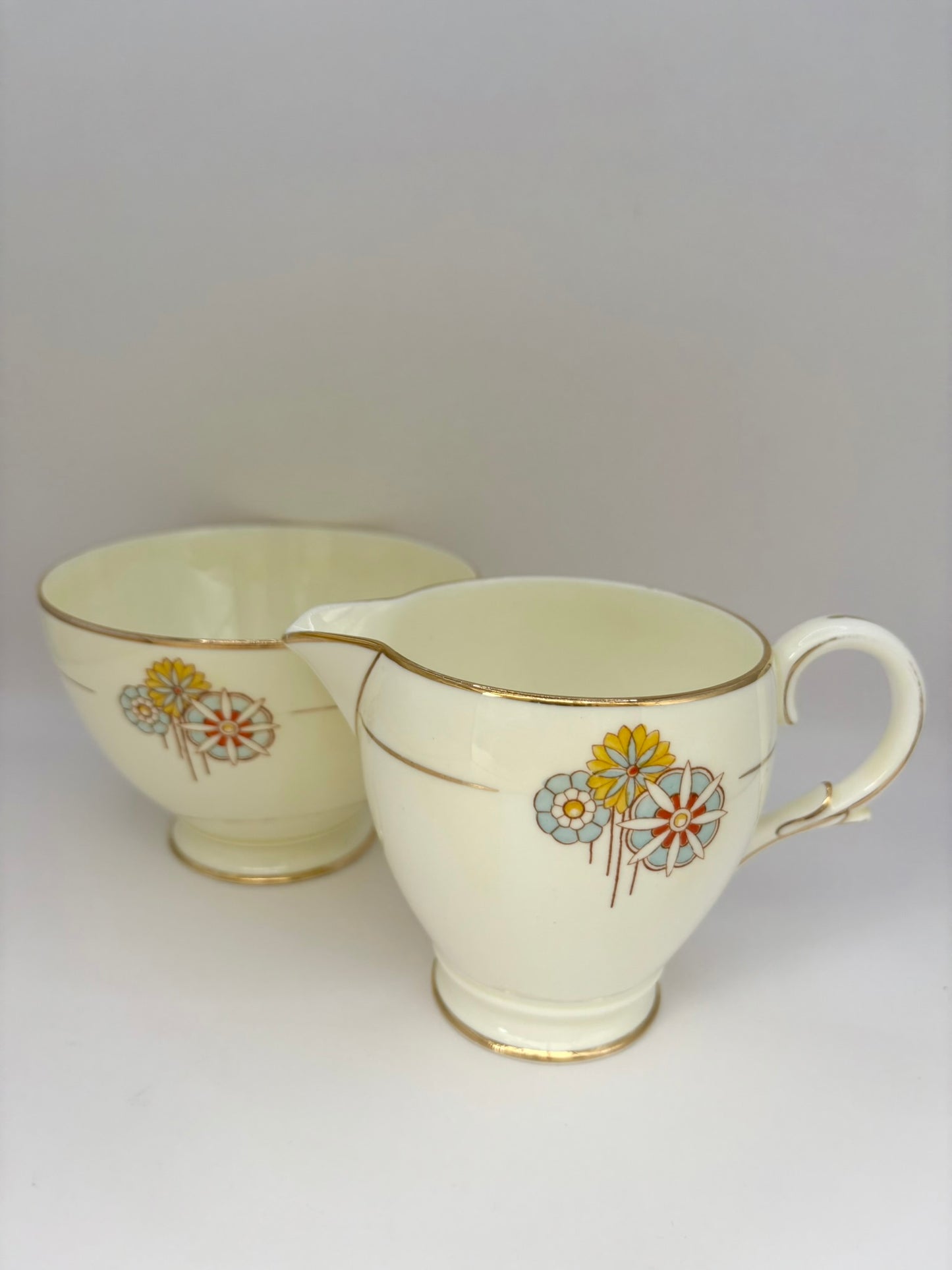 1930s Royal Paragon Art Deco creamer and sugar bowl set in bone china