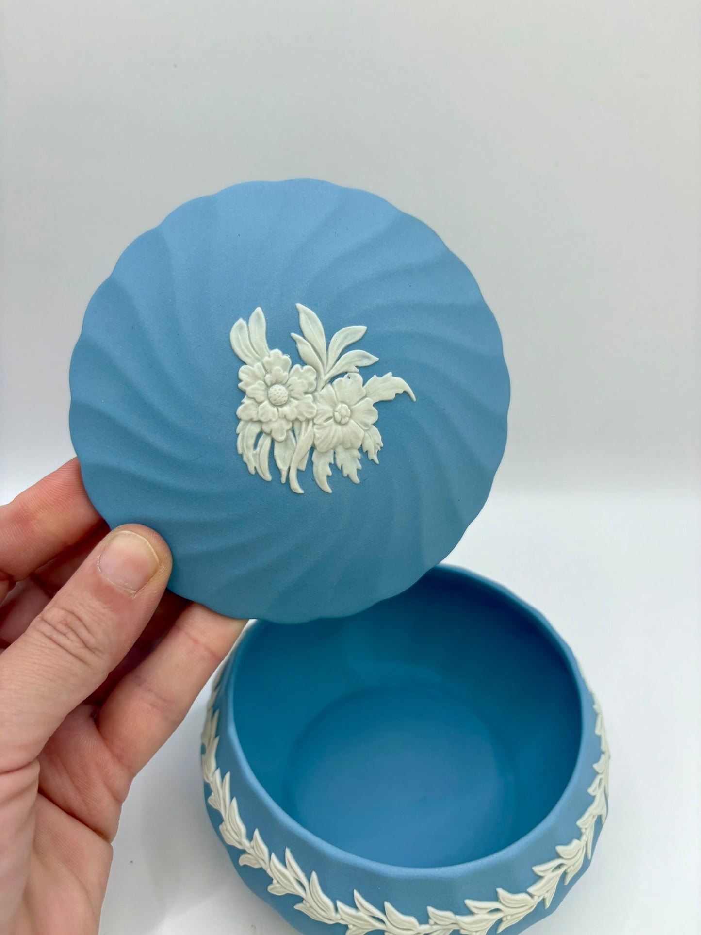 Vintage Wedgwood blue jasperware fluted trinket box with lid