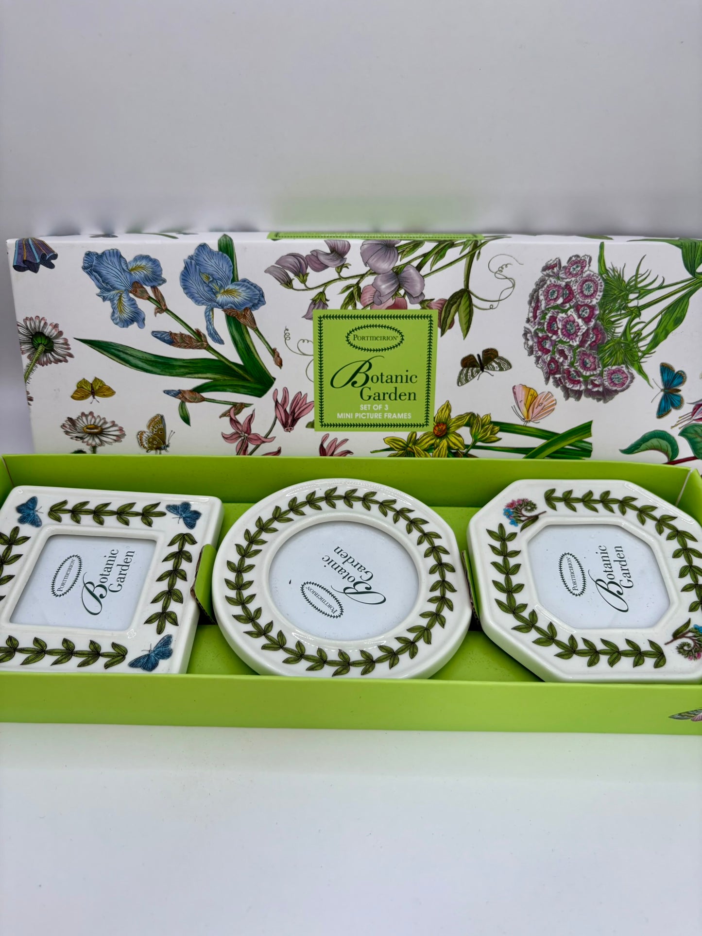 Portmeirion Botanic Garden boxed set of three floral ceramic photo frames