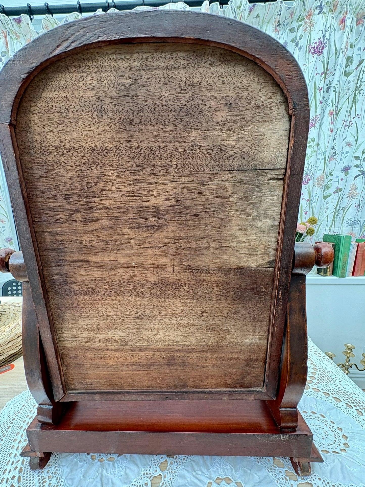 Victorian mahogany dressing table with swivel mirror circa 1870