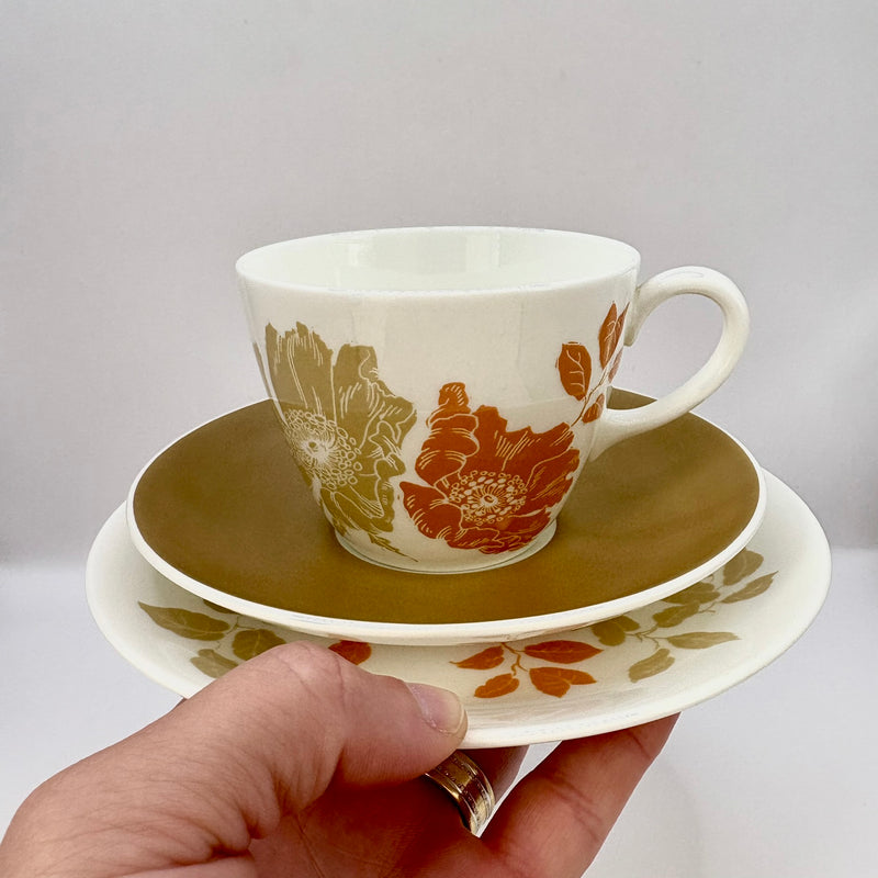Vintage Wedgwood Lynton bone china tea set with cups, saucers, and plates