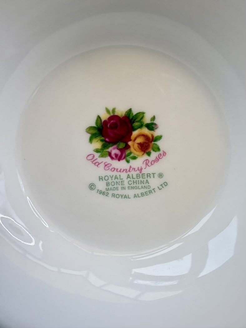 Royal Albert Old Country Roses pattern on a white plate