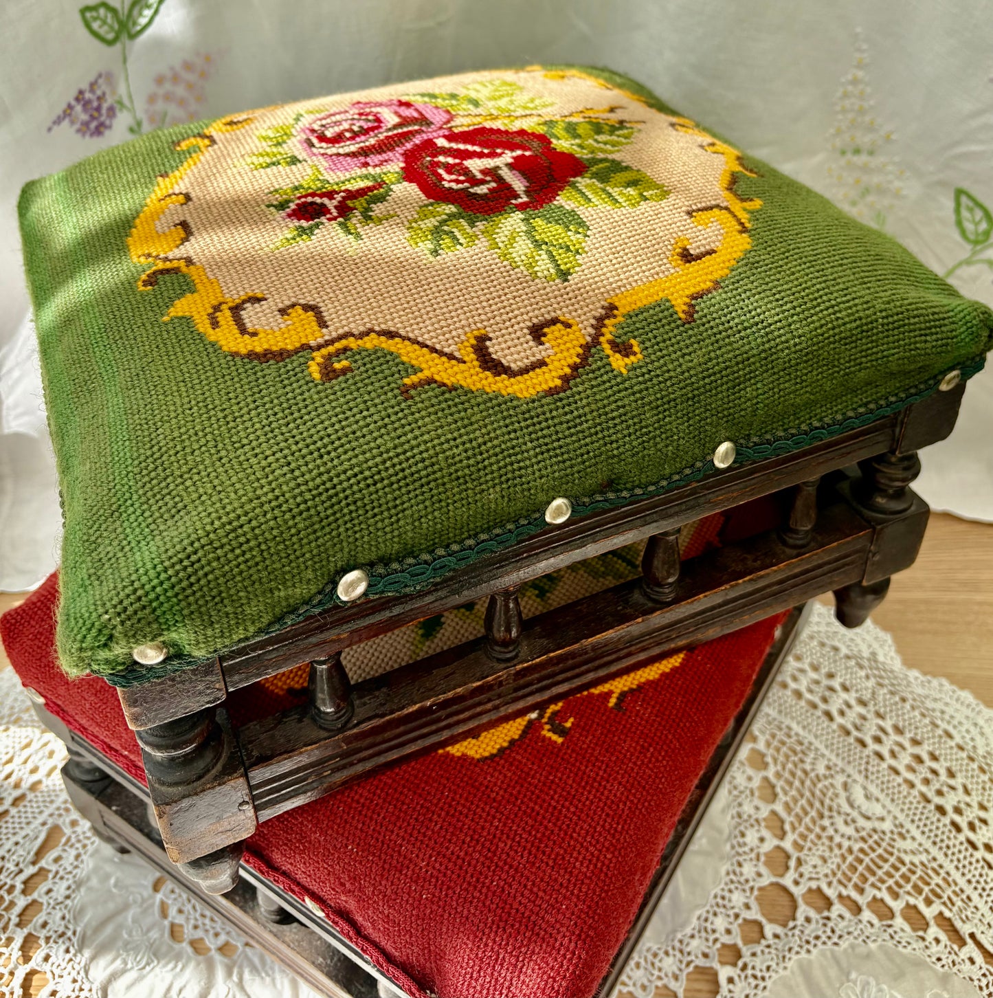 Red an Green Footstool2