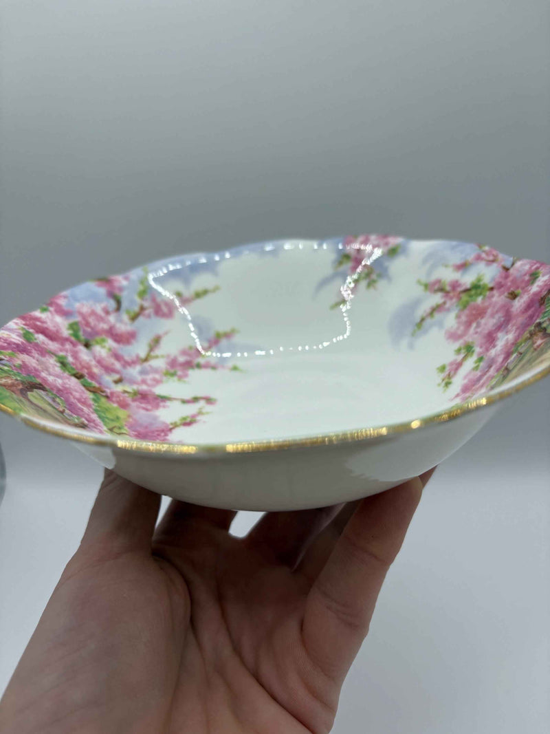 Vintage Royal Albert Bowl Set Of Two | High Quality Ceramic Set