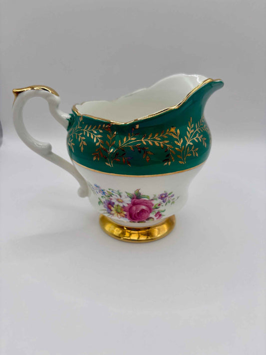 Vintage creamer from Royal Imperial Bone China | Made in England
