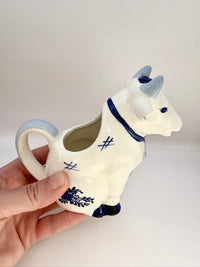 Blue and White Cow Cream 5