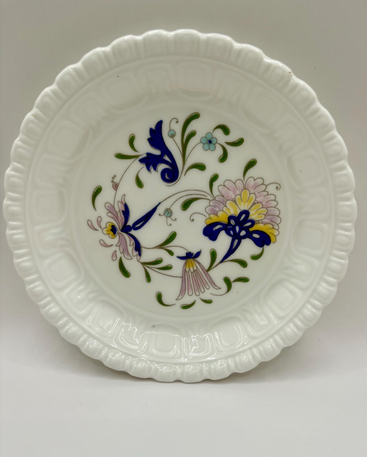 Coalport Pageant Bone China Pin1