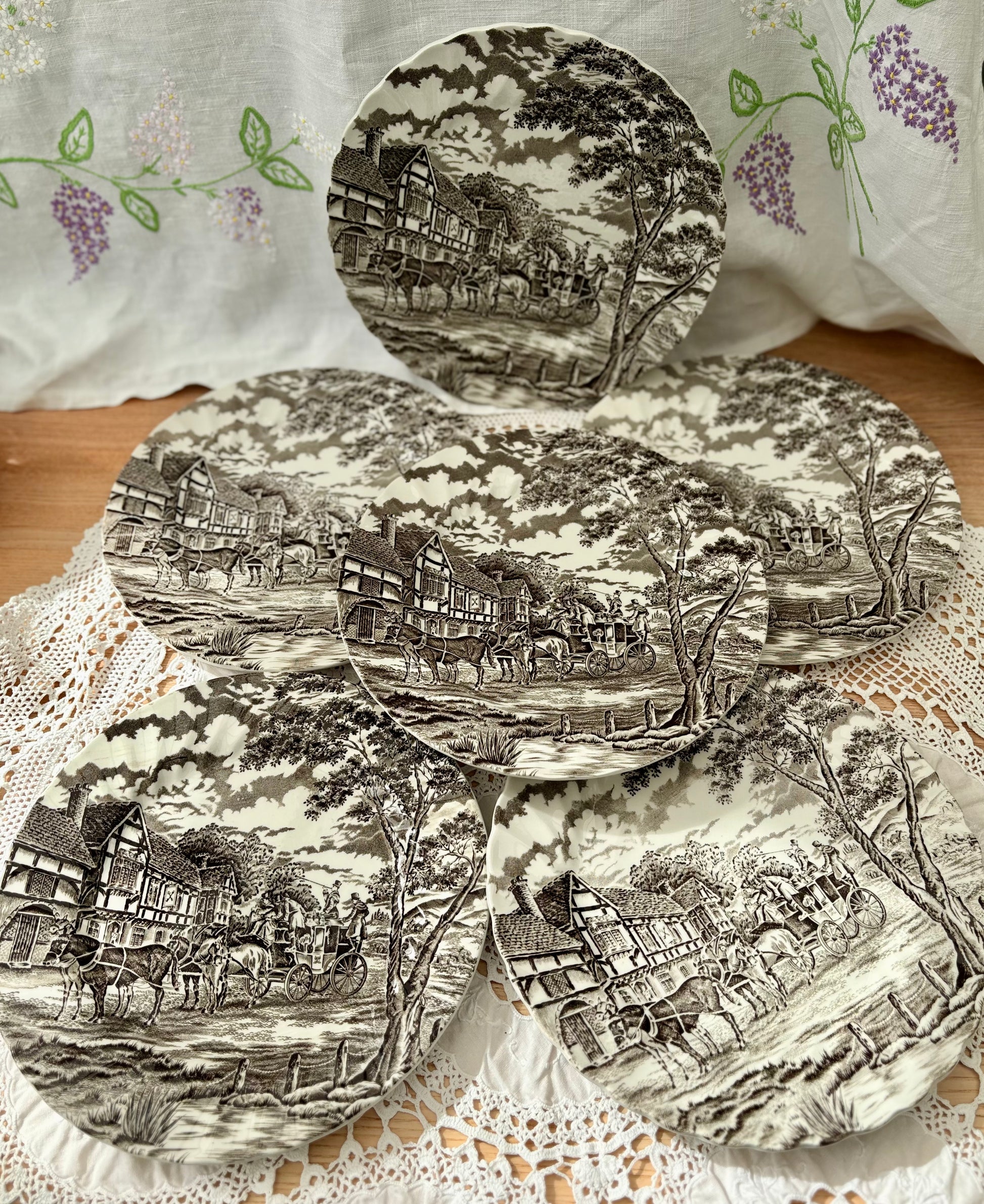 Dinnerware Set 12