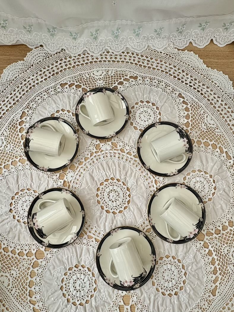 Royal Doulton Vogue Enchantment TC1156 Bone China Dinner Service 36 Pieces 1984