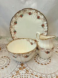 Antique Royal Albert Crown China set for 6 - in total are 21 pieces