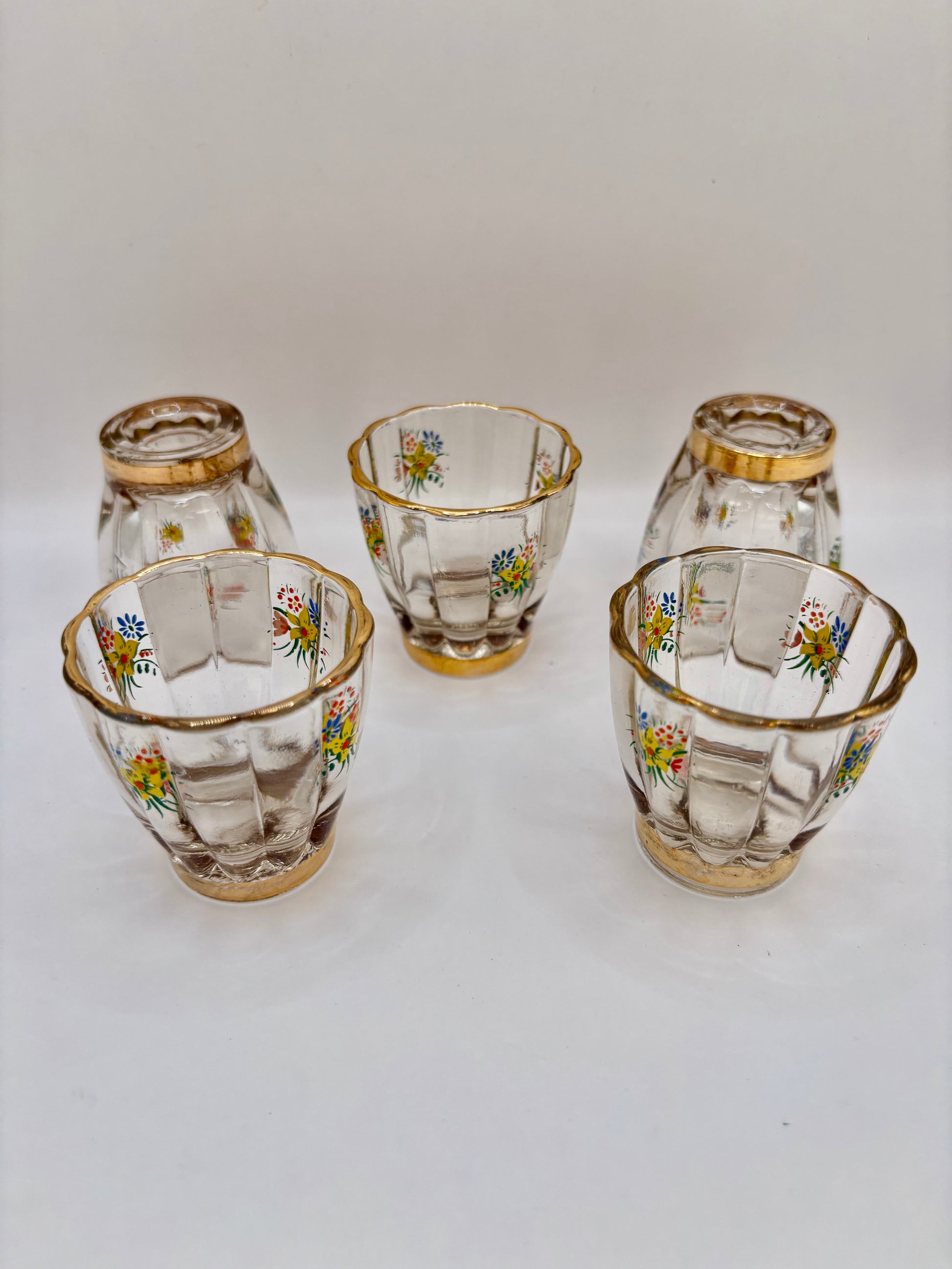 Painted Glass of 5 Tumblers 4