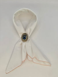 Vintage floral brooch 8