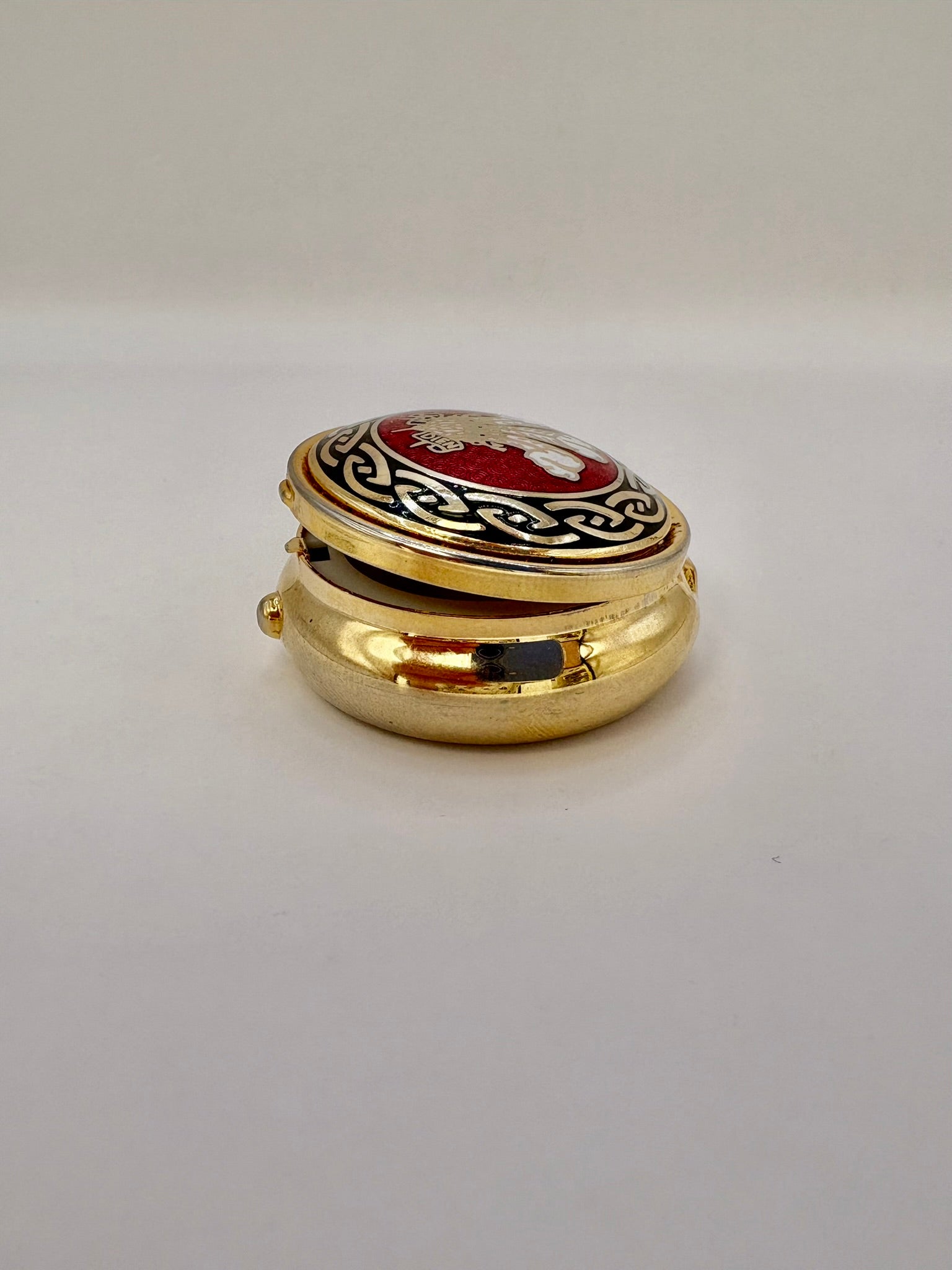Vintage pill box 2