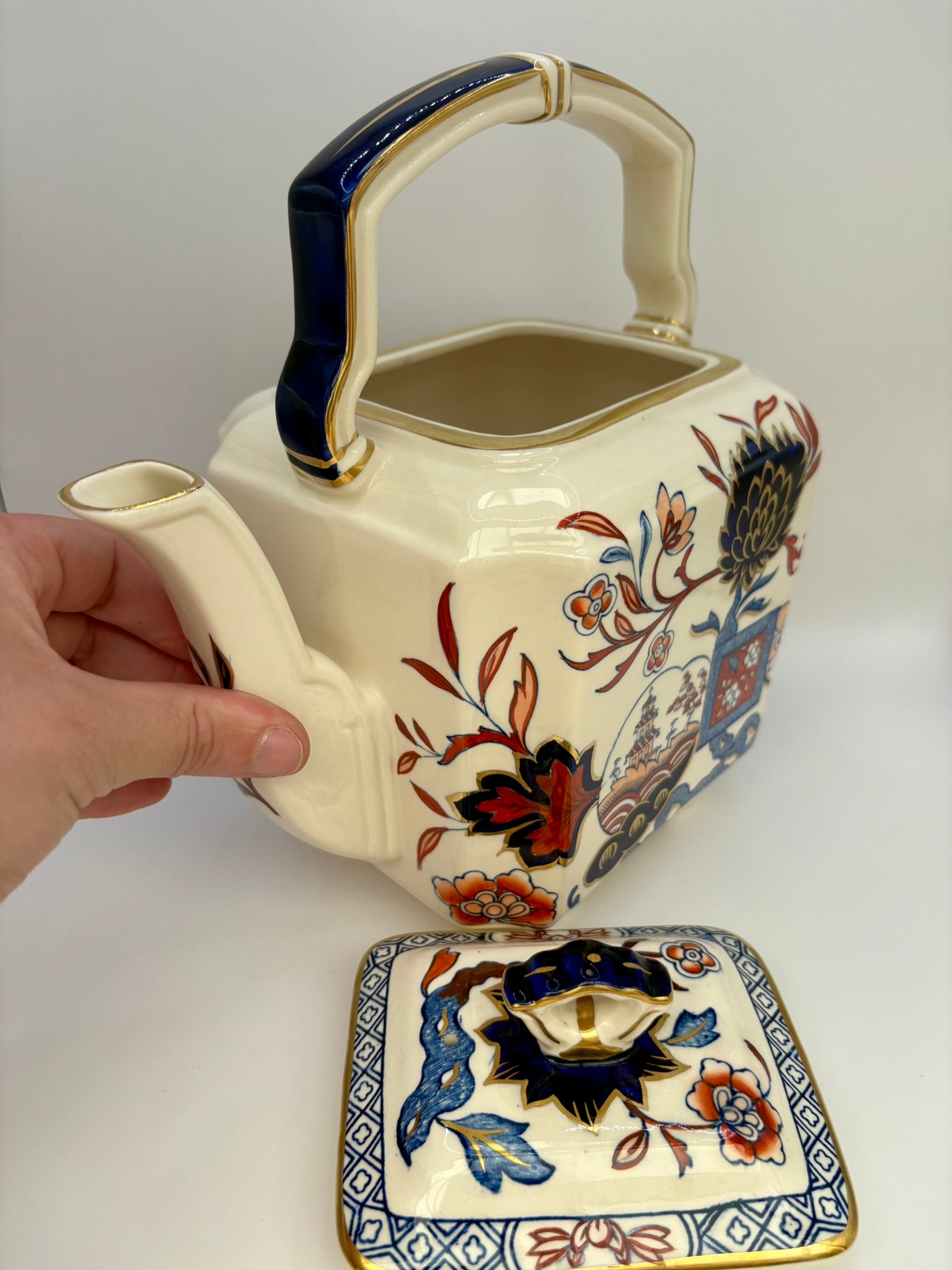 Vintage Mason's Oriental limited edition teapot