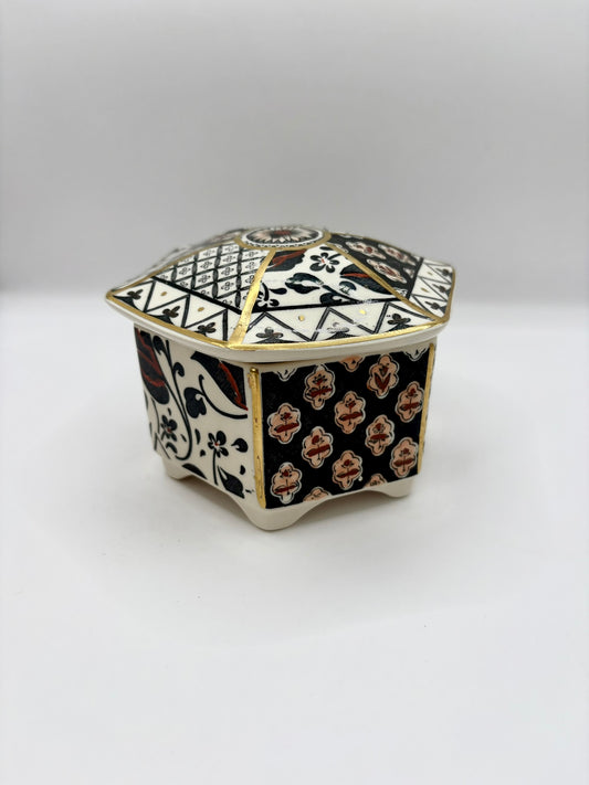 Vintage Masons Applique Hexagonal Porcelain Trinket Box with Lid
