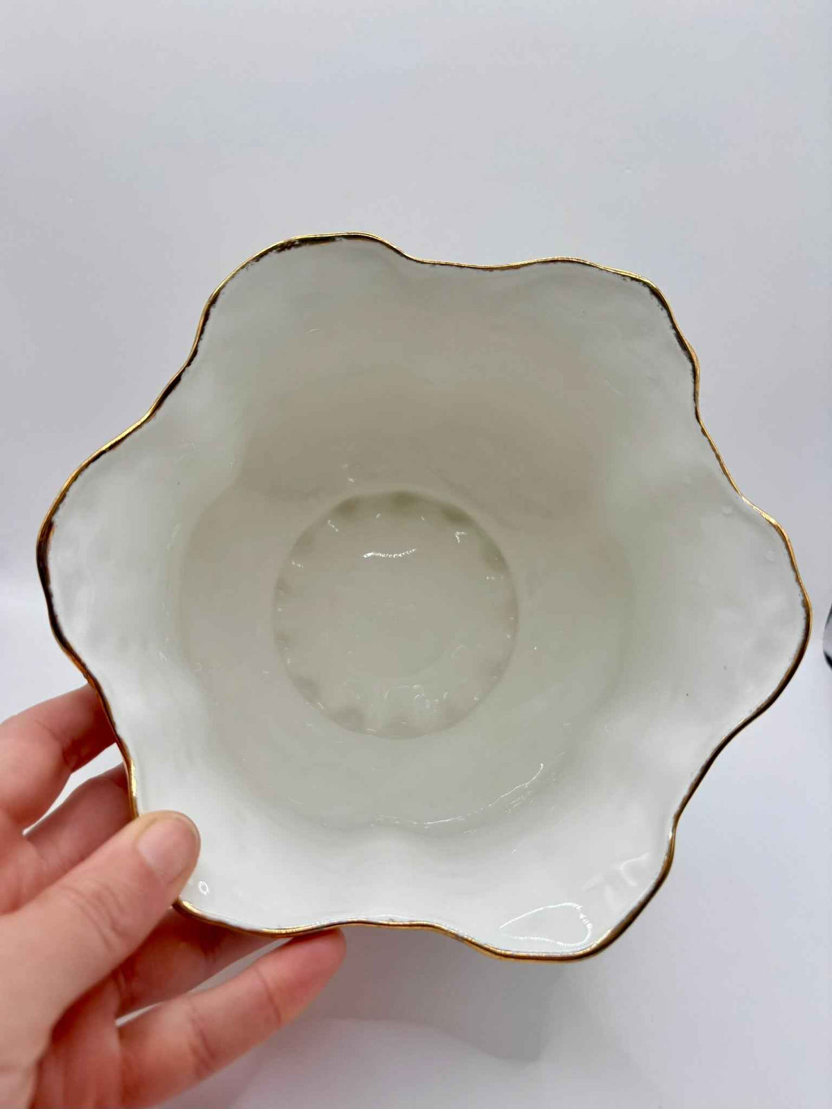 Royal Albert Old Country Roses Large Planter Flower Pot Gold Trim