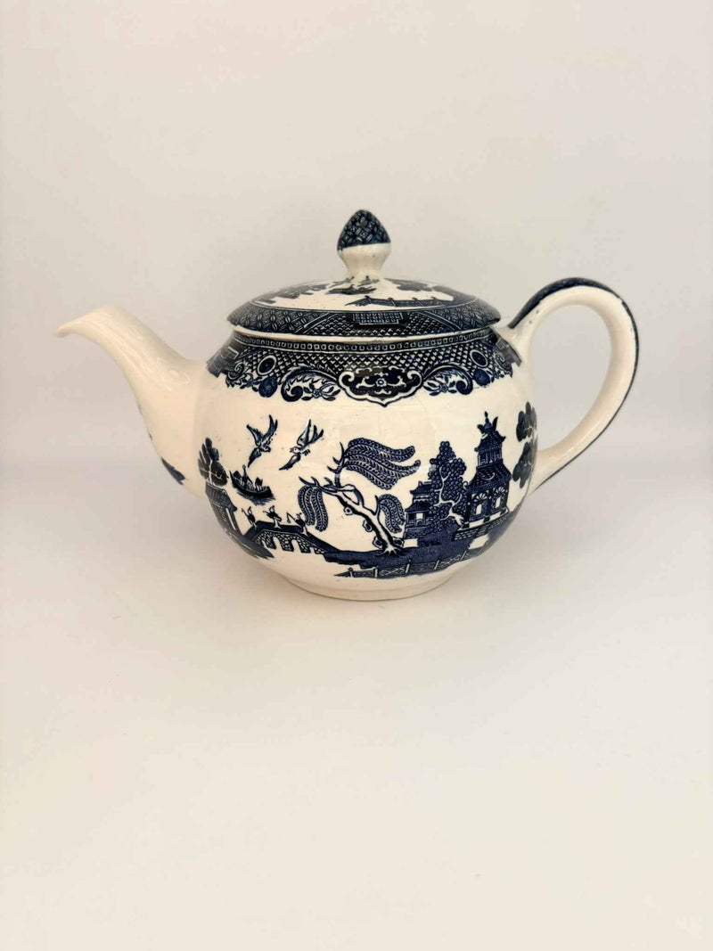 Vintage Johnson Bros Willow Pattern Small Teapot 1950s Collectible