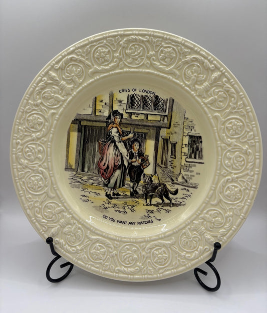 Vintage Decorative Plate With Hand Painted Decor2