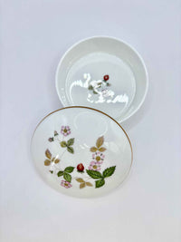 Vintage ceramic lidded trinket box - Wedgwood