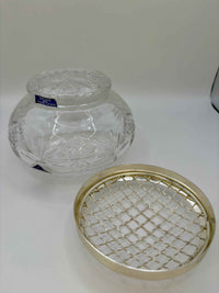 Hand-cut crystal flower vase | Edinburgh Crystal