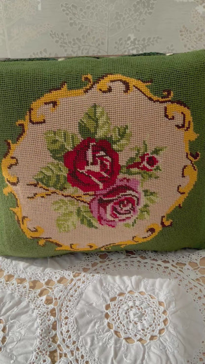 Red an Green Footstool video