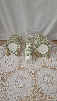 Santa Clara Wedgwood Grapes and Vines set for 4 people