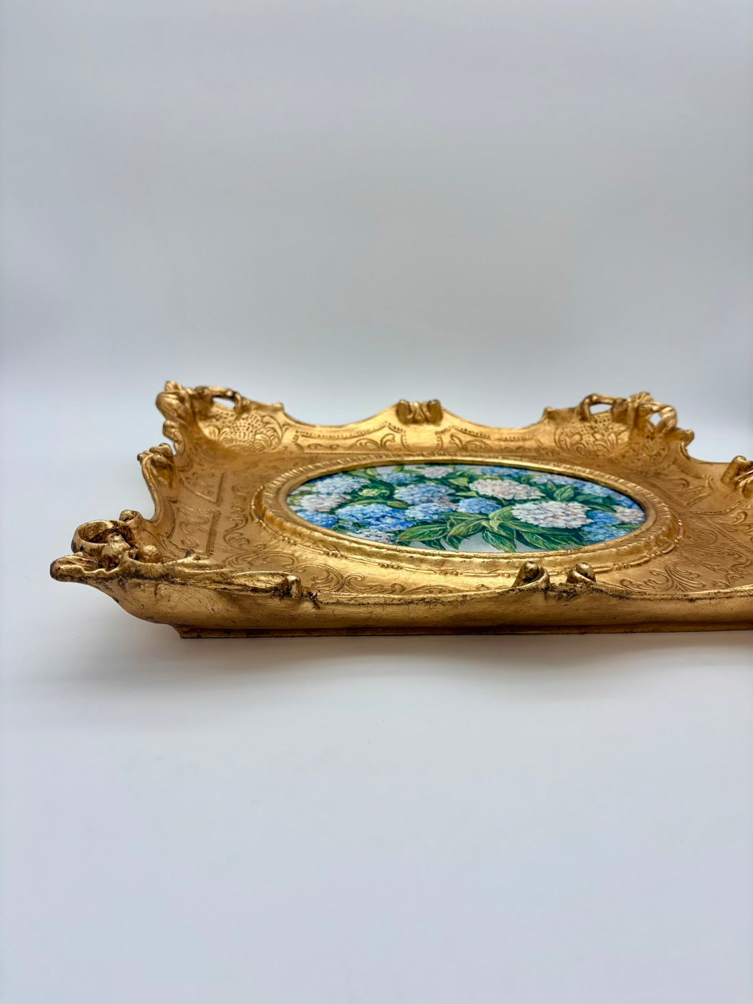 Vintage Oil Painting Blue Hydrangeas – Ornate Gold Rococo Frame With Gallery Label
